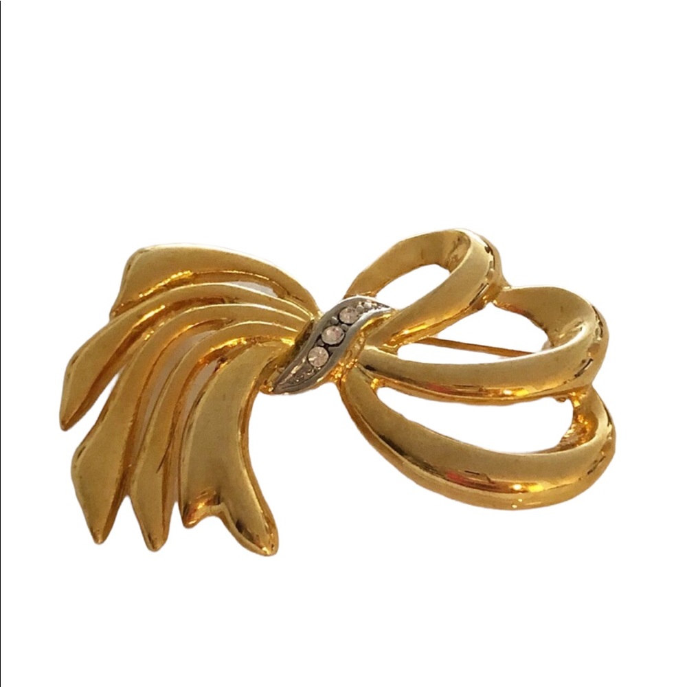 VINTAGE Pin Brooch Gold Toned Bow Design With Clear Rhinestones